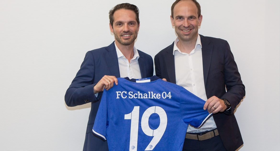 Konami acerta parceria com Schalke 04