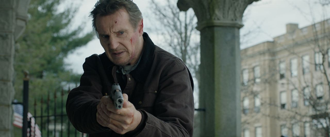 Ele está de volta! Liam Neeson retorna aos filmes de ação em trailer empolgante
