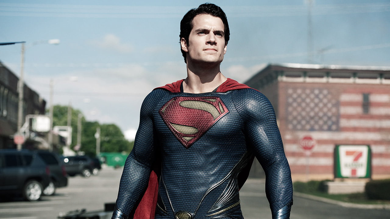 Henry Cavill como Superman em Liga da Justiça